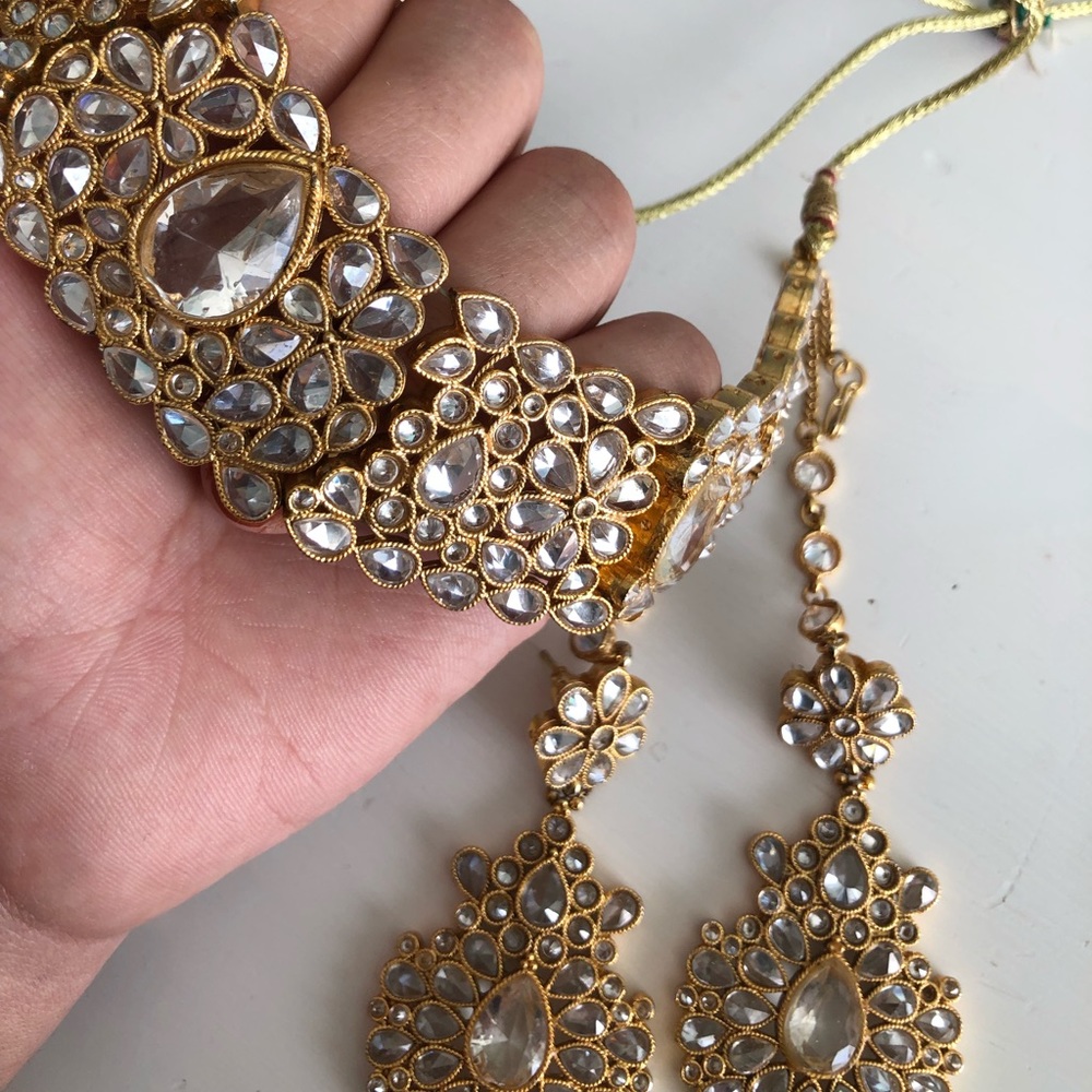 Gold Indian/ Punjabi necklace set - Picture 9 of 14
